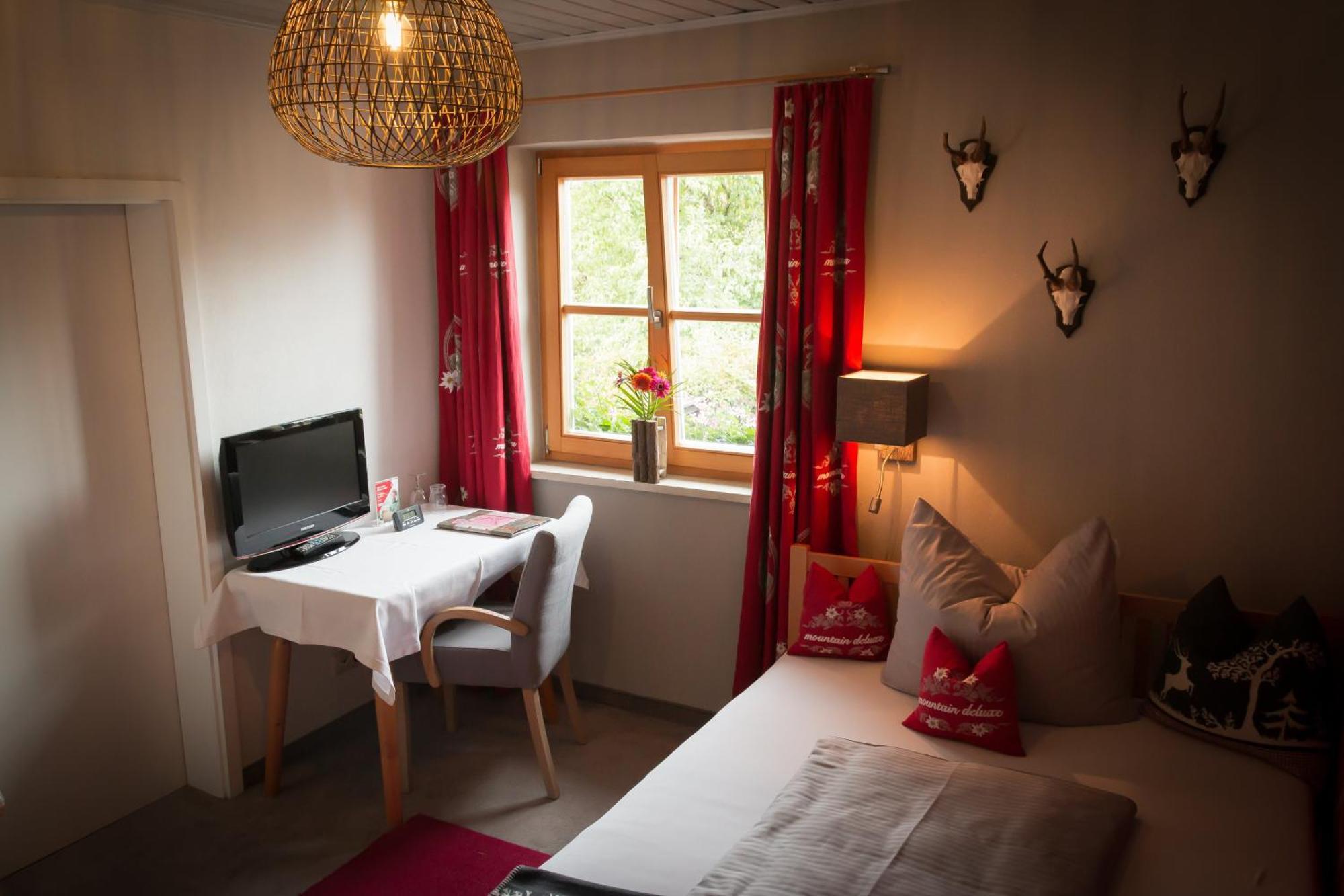Gaestehaus Sattlerhof Bernau am Chiemsee Extérieur photo